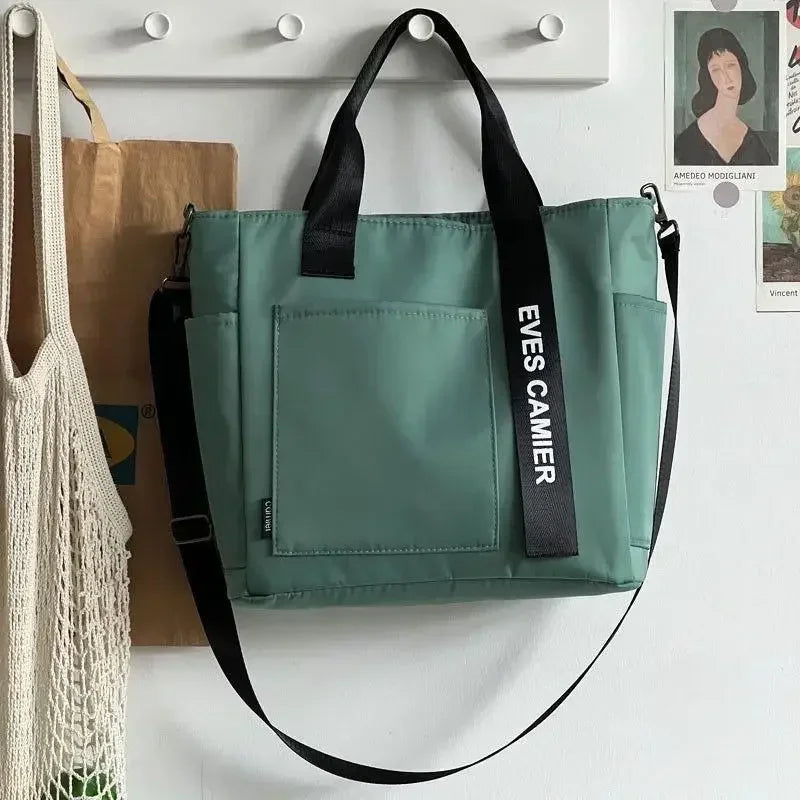 Nieuwe Casual Tote Schoudertas met grote capaciteit Nylon Waterdichte canvas handtas Eenvoudige mode Messenger Bags voor schoolmeisje
