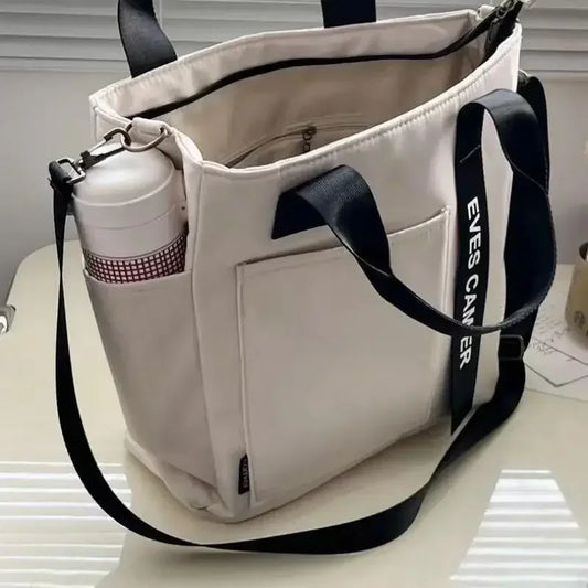 Nieuwe Casual Tote Schoudertas met grote capaciteit Nylon Waterdichte canvas handtas Eenvoudige mode Messenger Bags voor schoolmeisje