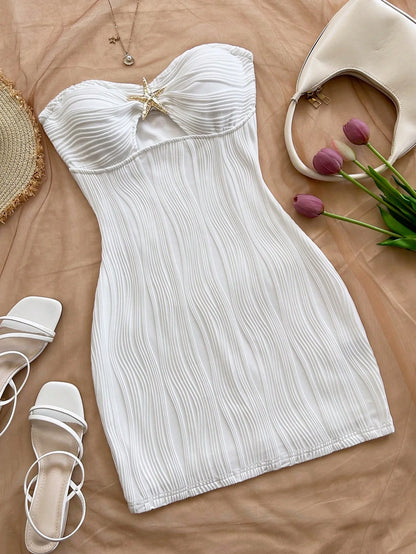Strapless afslankende korte jurk, sexy, puur en sensueel, heupomhulsel, damesmode, feestkleding